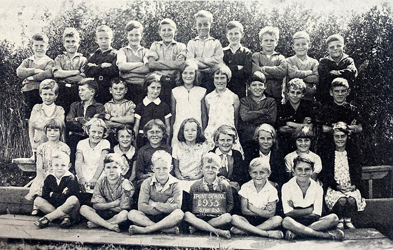 Standard 2 & 3 class in 1935