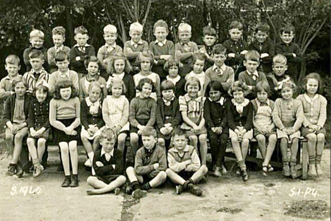 Epuni School Class photo c.1940